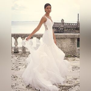 Kenleigh by Maggie Sottero 🤍👰🏼‍♀️ SIZE 12